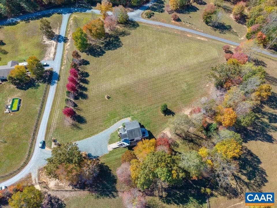 79 Hidden Valley Ct photo 1