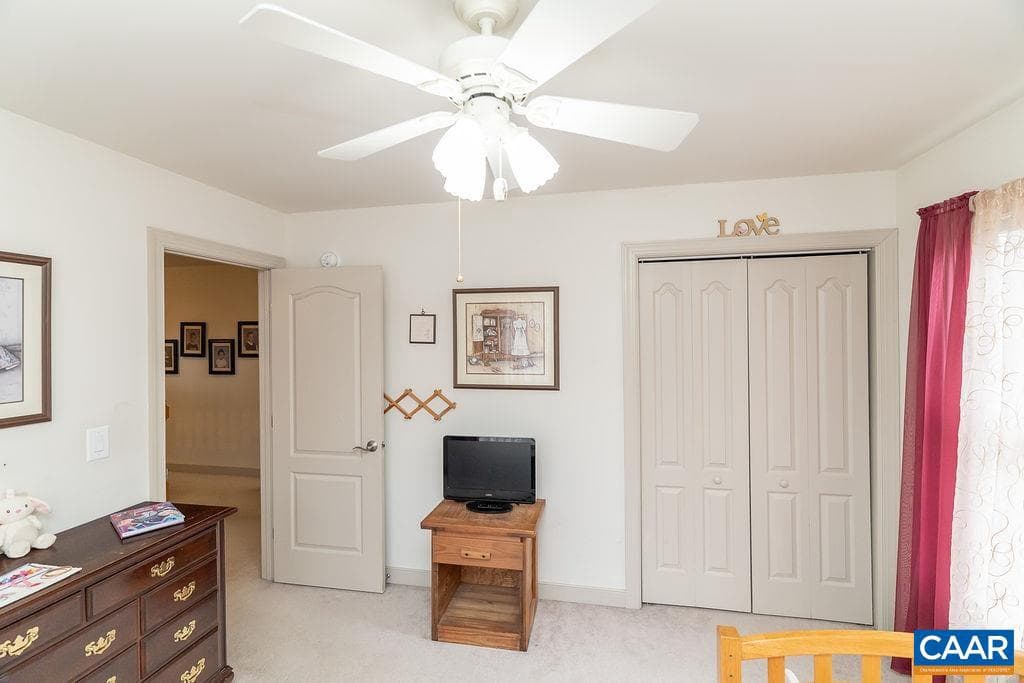 665 Fox Hollow Ln photo 33