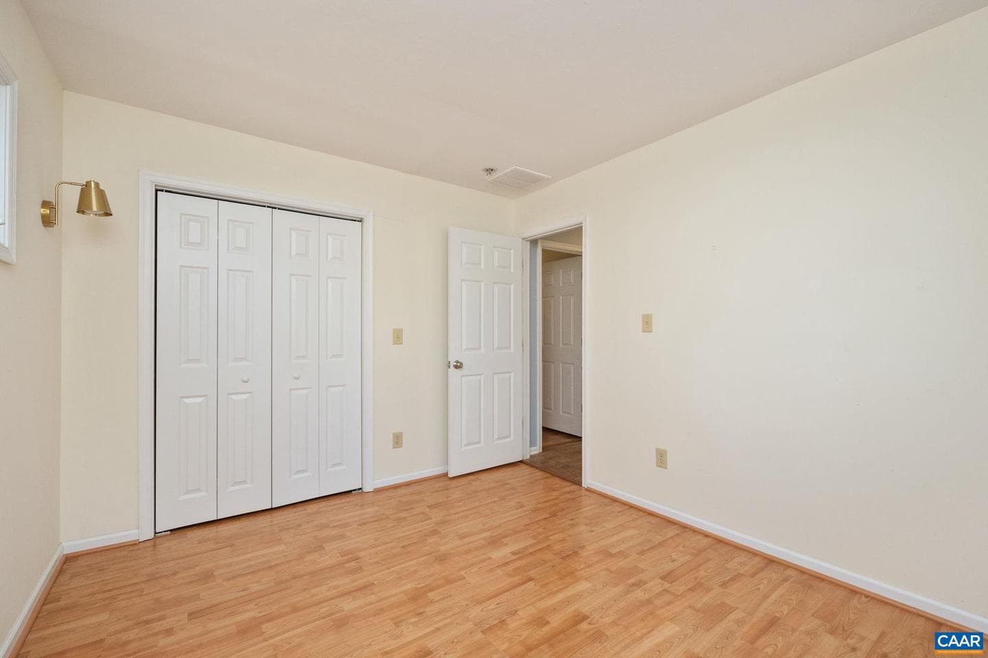 1635 Poes Ln photo 17