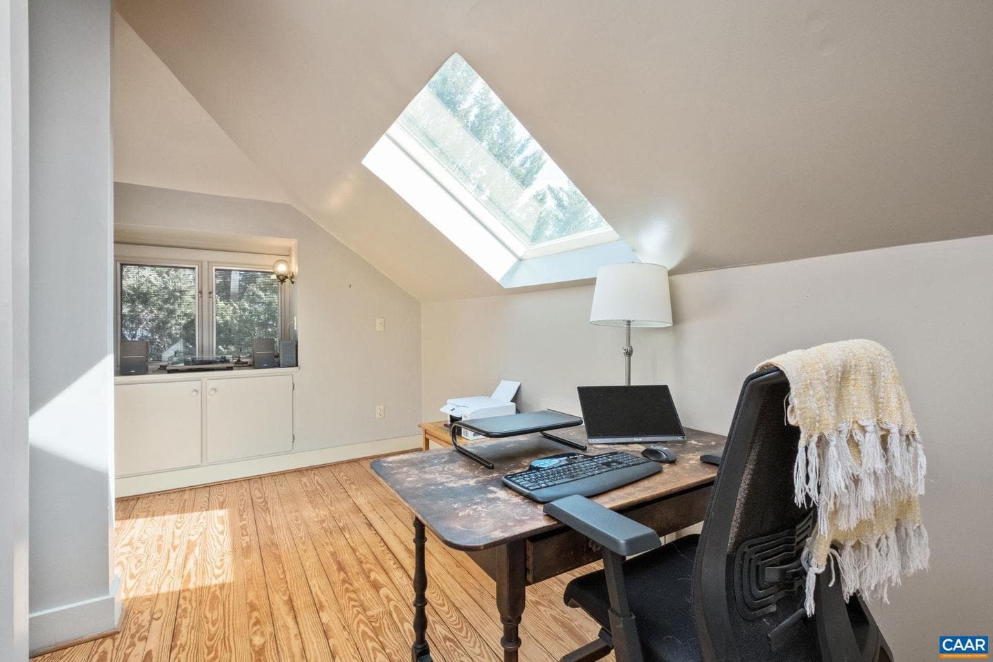 428 Maple Ave photo 44