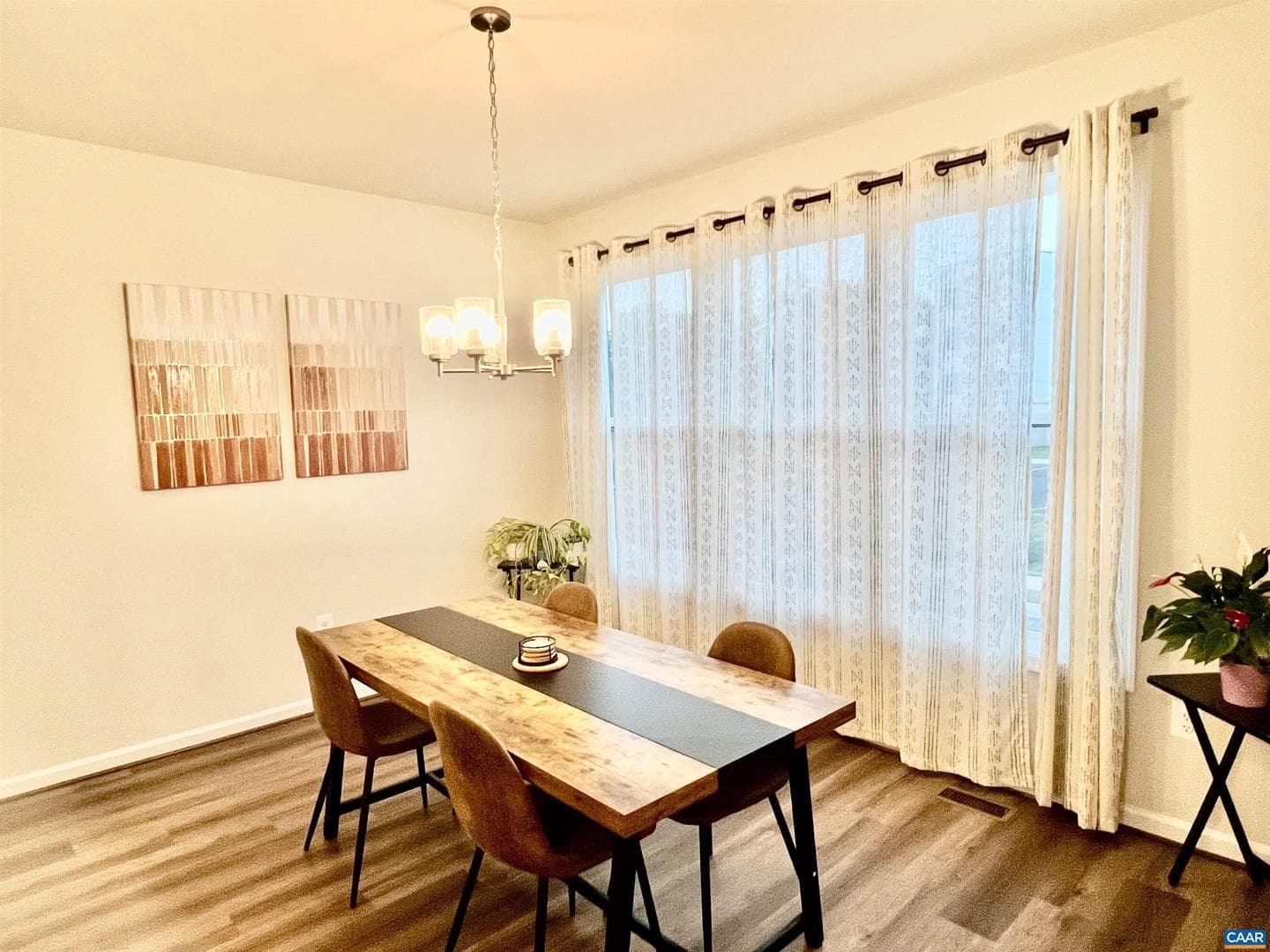 2209 Swallowtail Ln photo 5