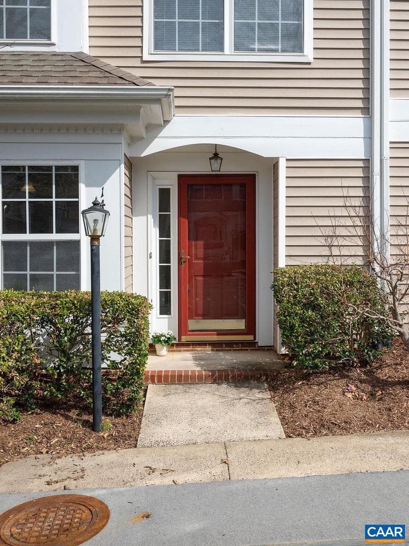 1411 Glenside Green photo 3