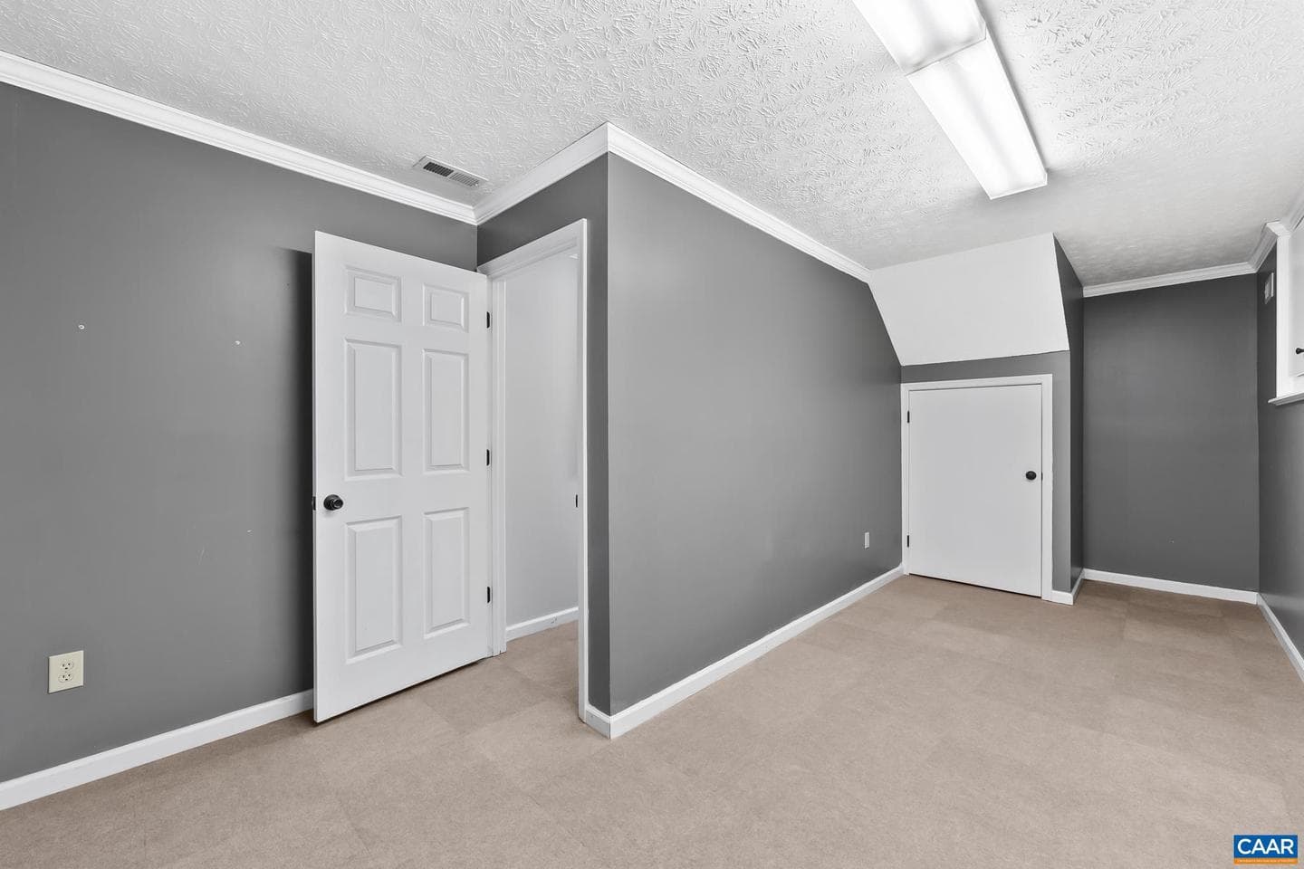 112 Lee St photo 28