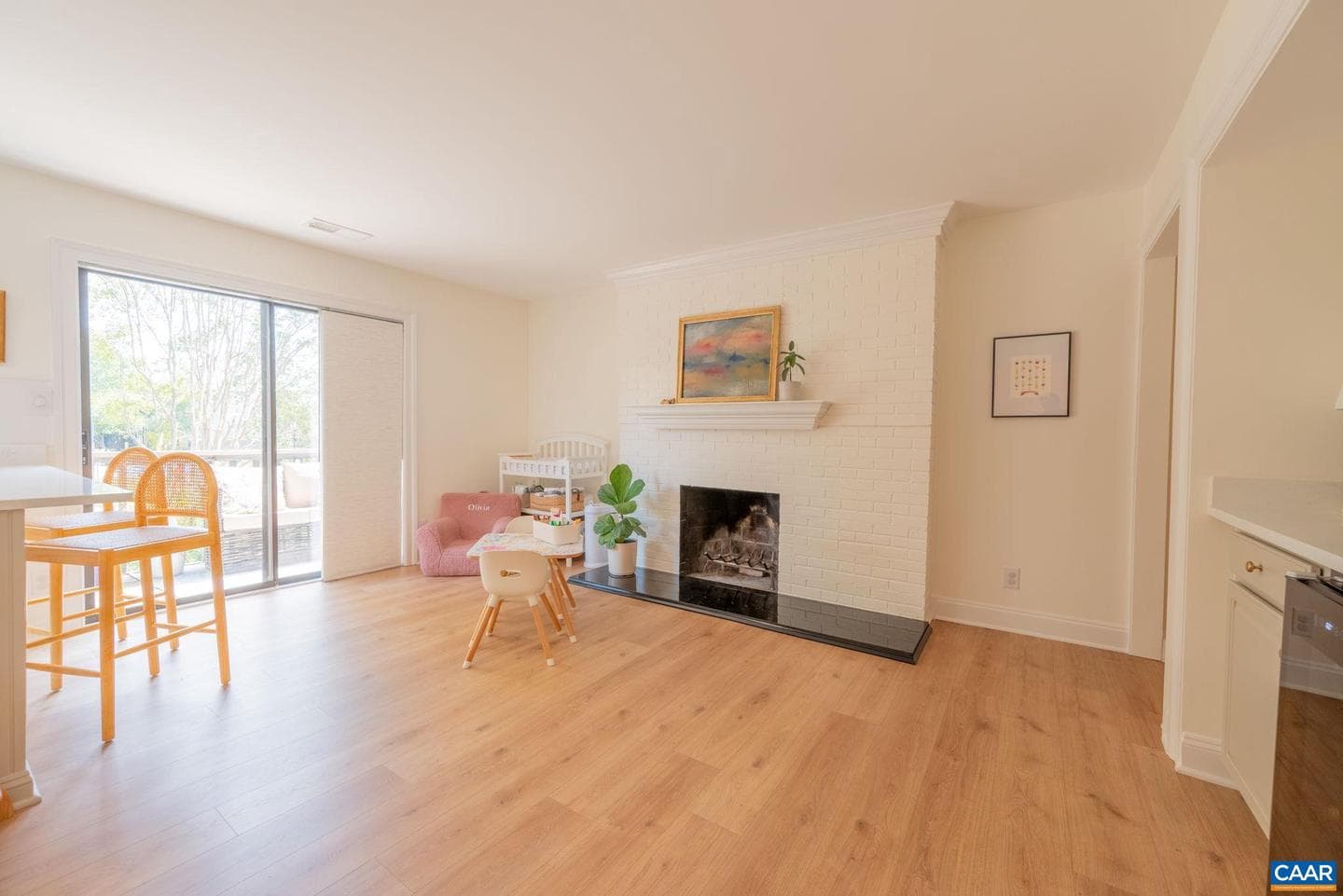 320 Harvest Dr photo 19
