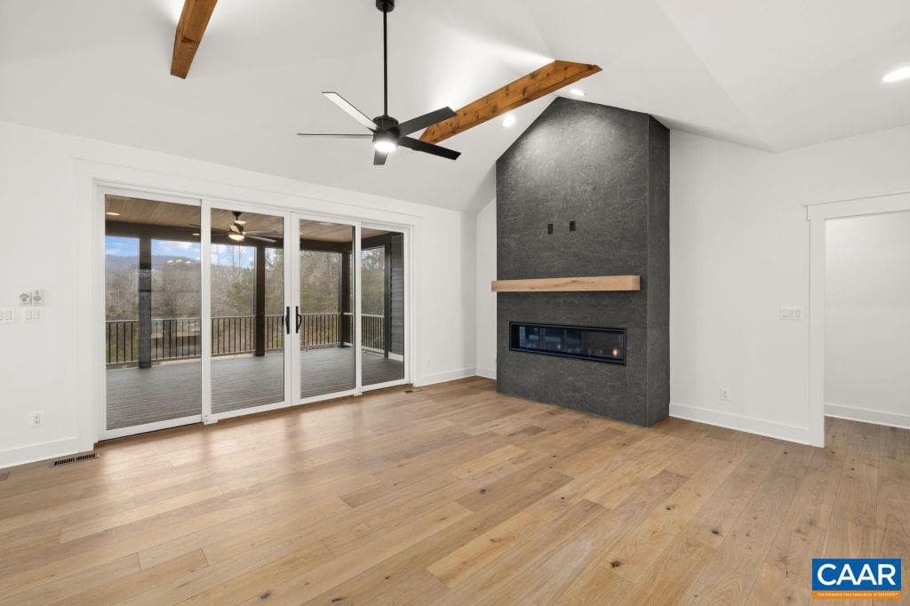 3769 Stony Point Rd photo 6