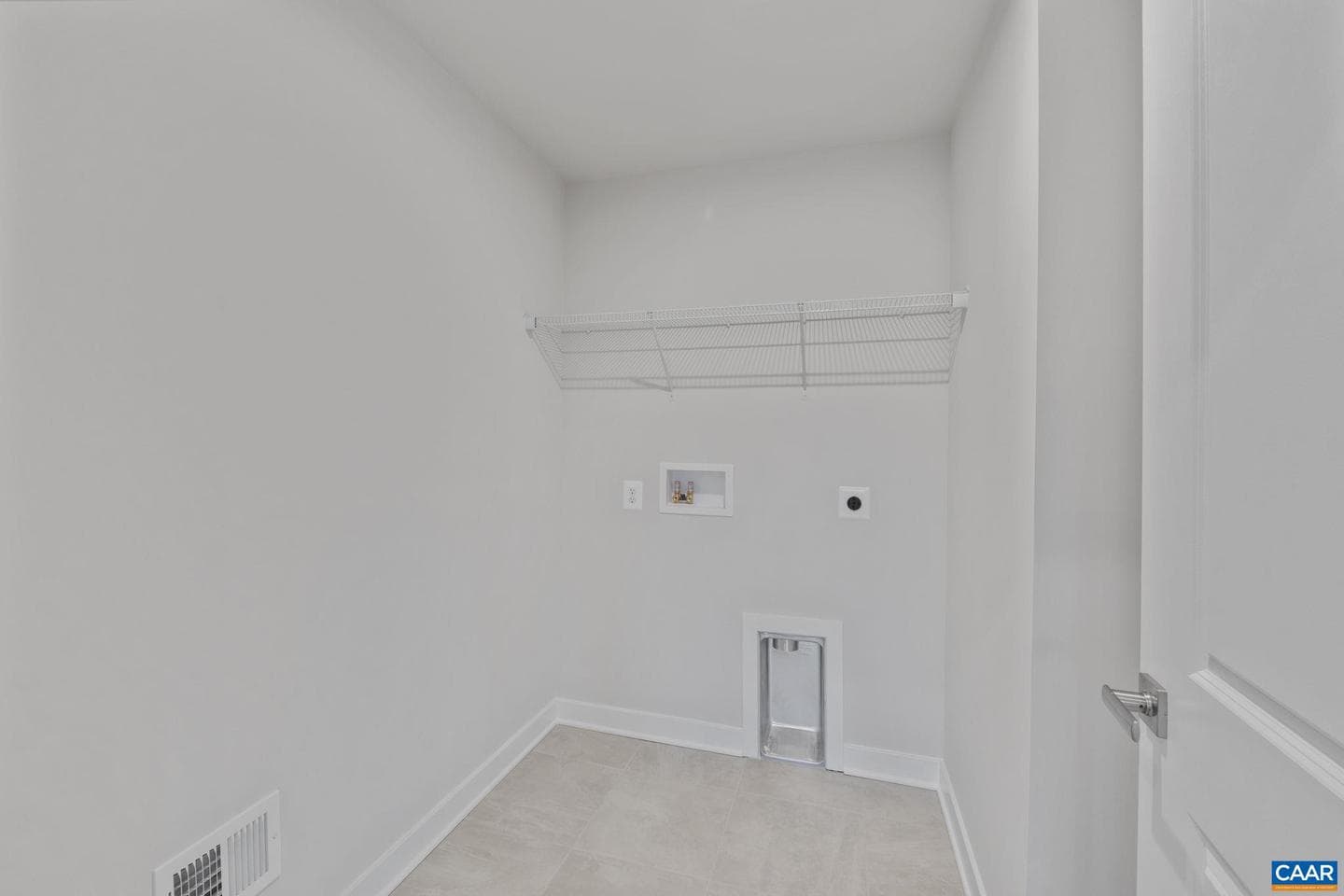 140 Gunnison Dr photo 31