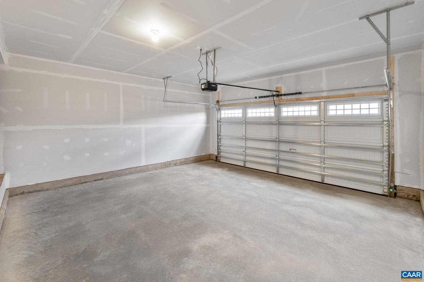 140 Gunnison Dr photo 42