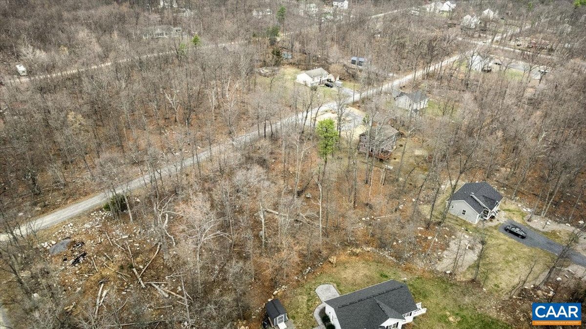 406 Raccoon Dr photo 33