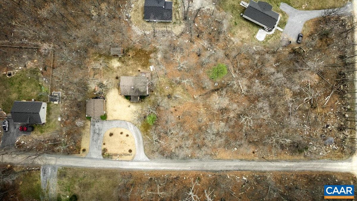 406 Raccoon Dr photo 36