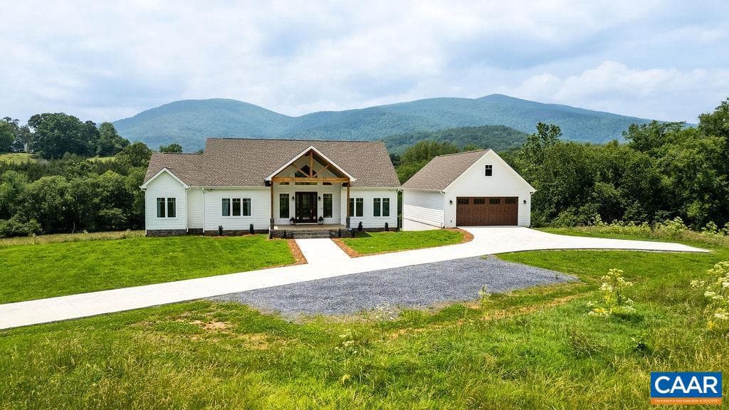 61 Hillside Ln photo 14