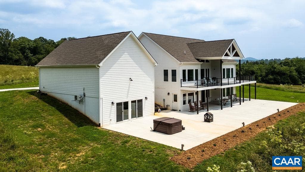 61 Hillside Ln photo 8