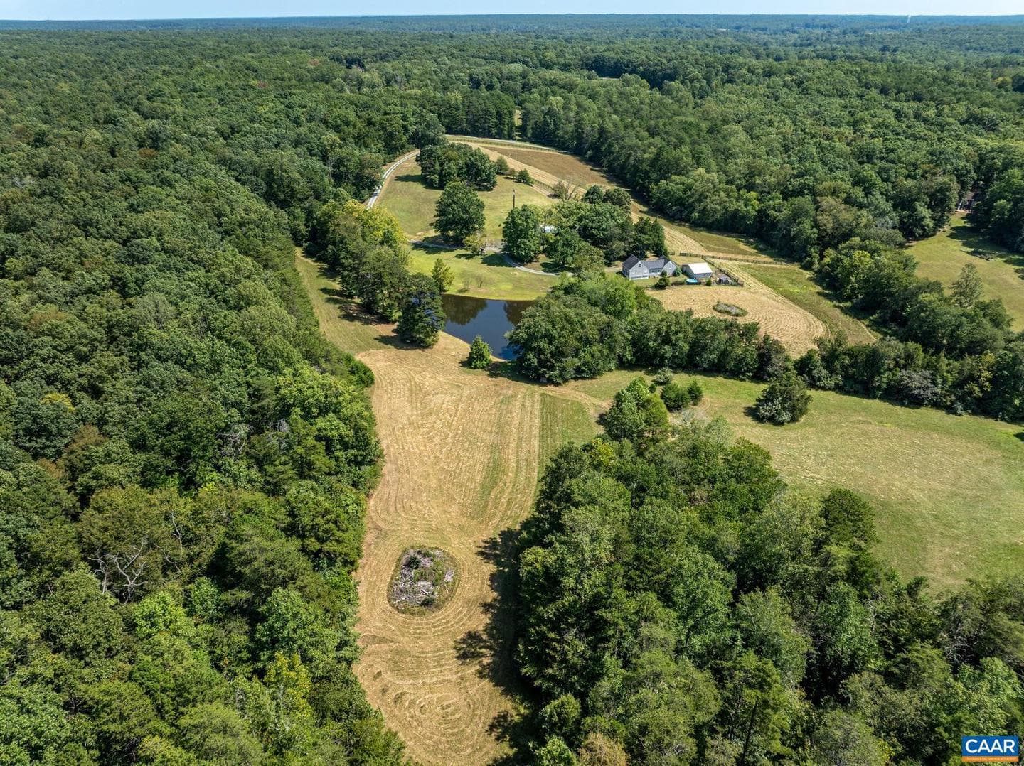 1128 Beaverdam Rd photo 3