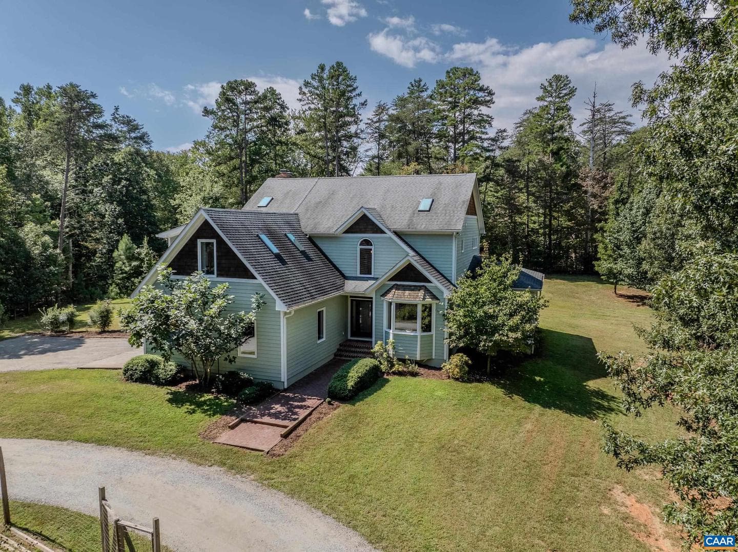 140 Lynx Farm Ln