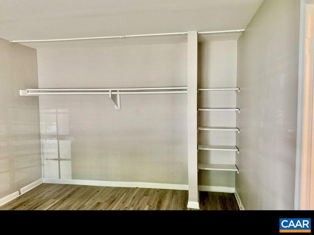545 Burgoyne Rd #5 photo 6