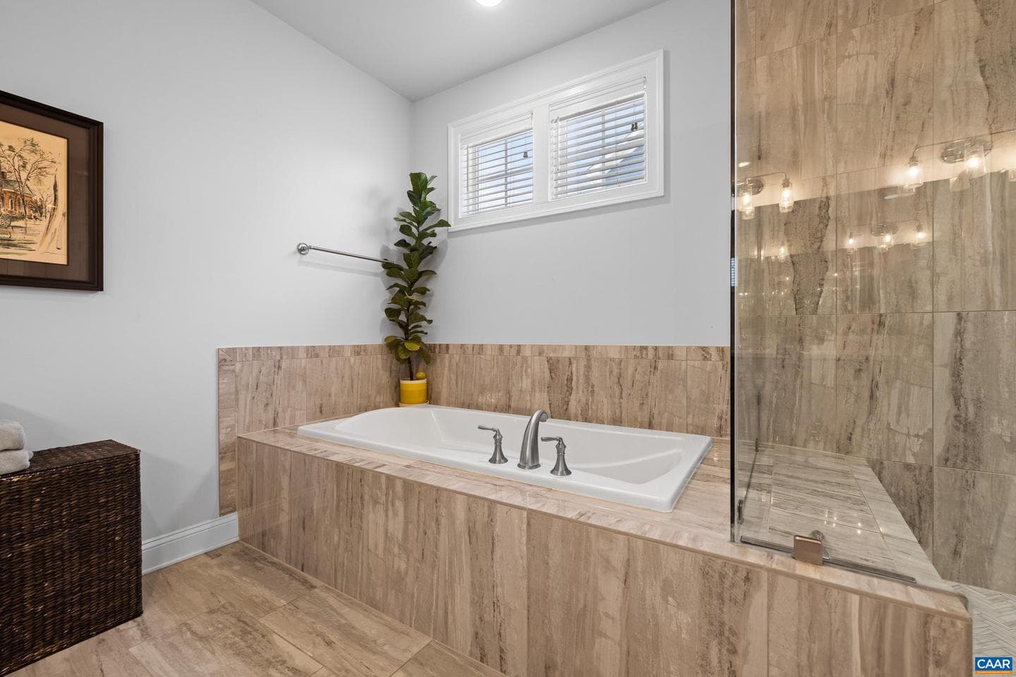 6065 Westhall Dr photo 41