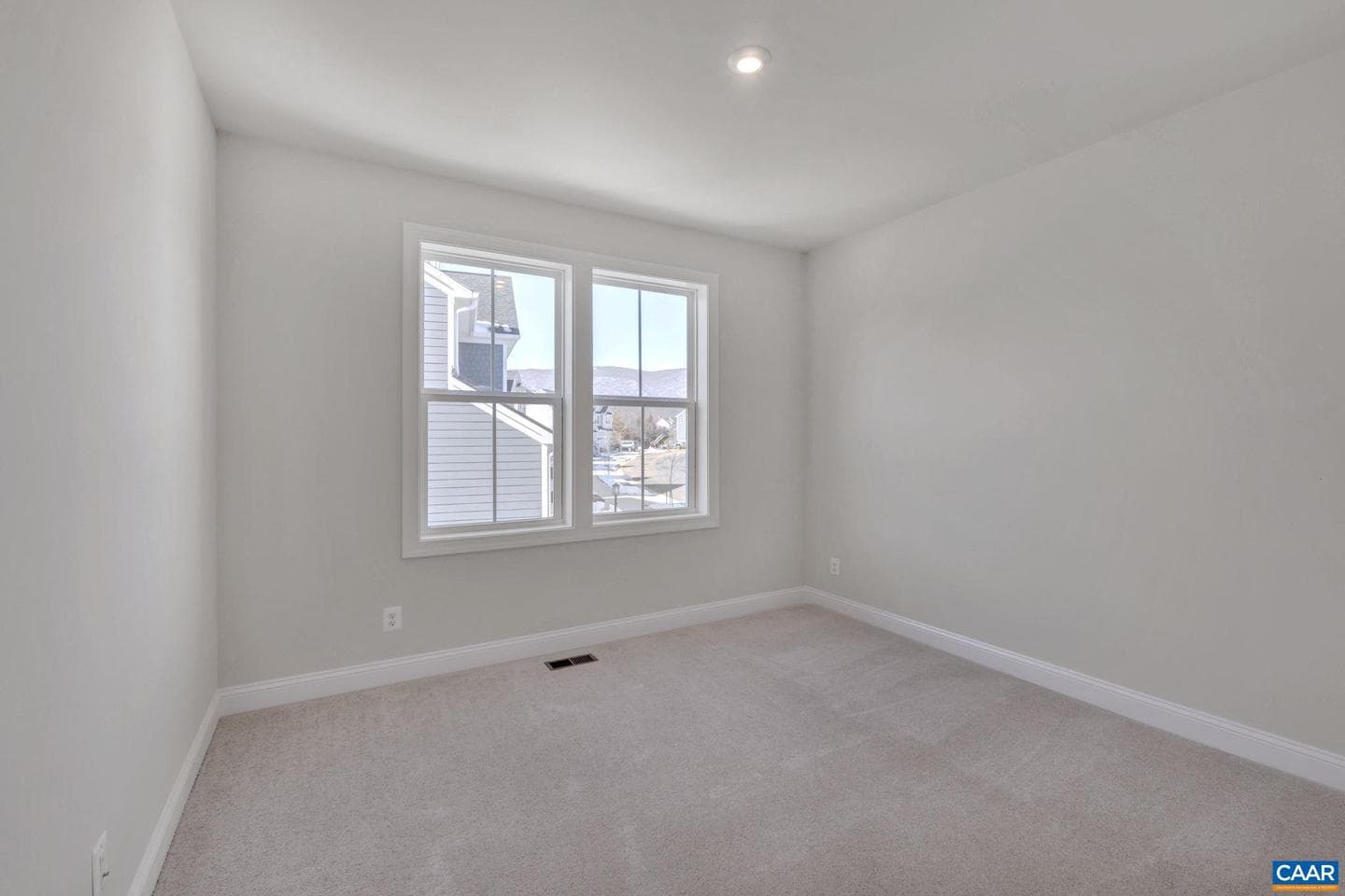 111b Marcella St photo 34