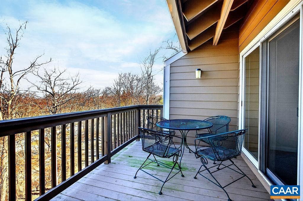 2084 Stone Ridge Condos photo 15