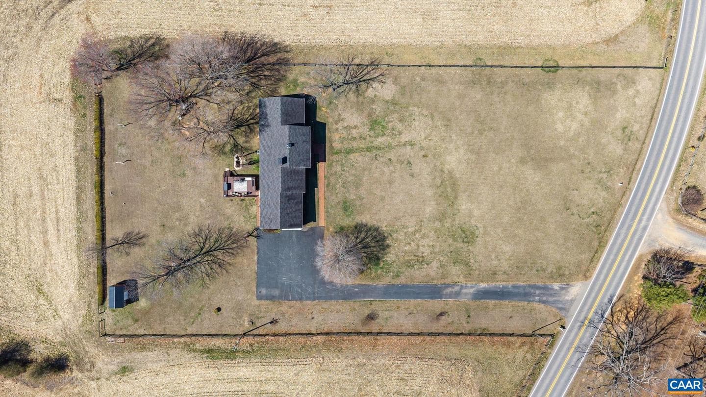 3258 W River Rd photo 41