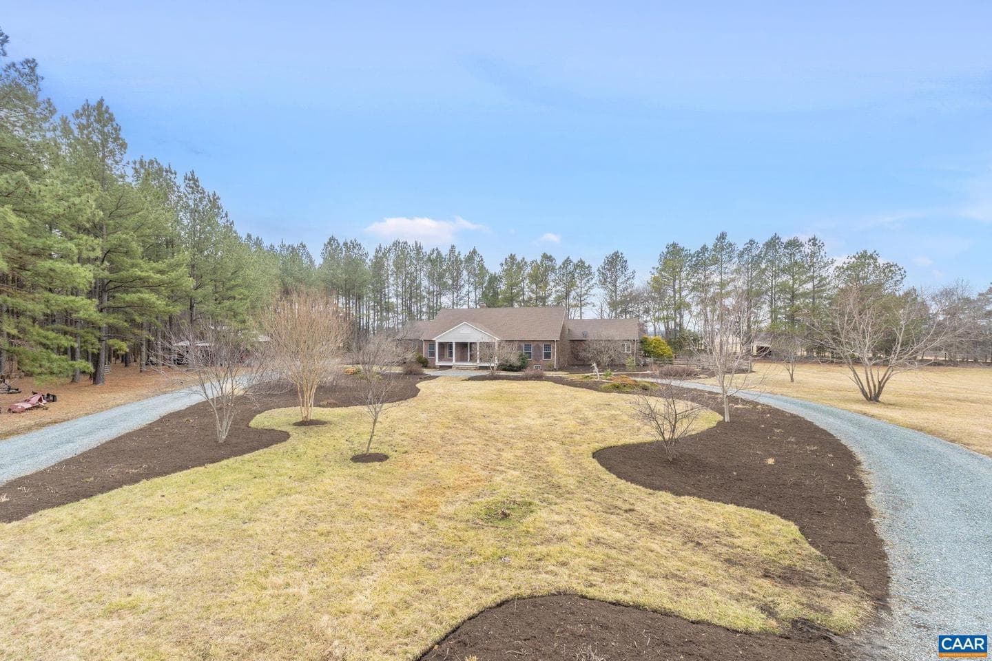 12048 Louisa Rd photo 8