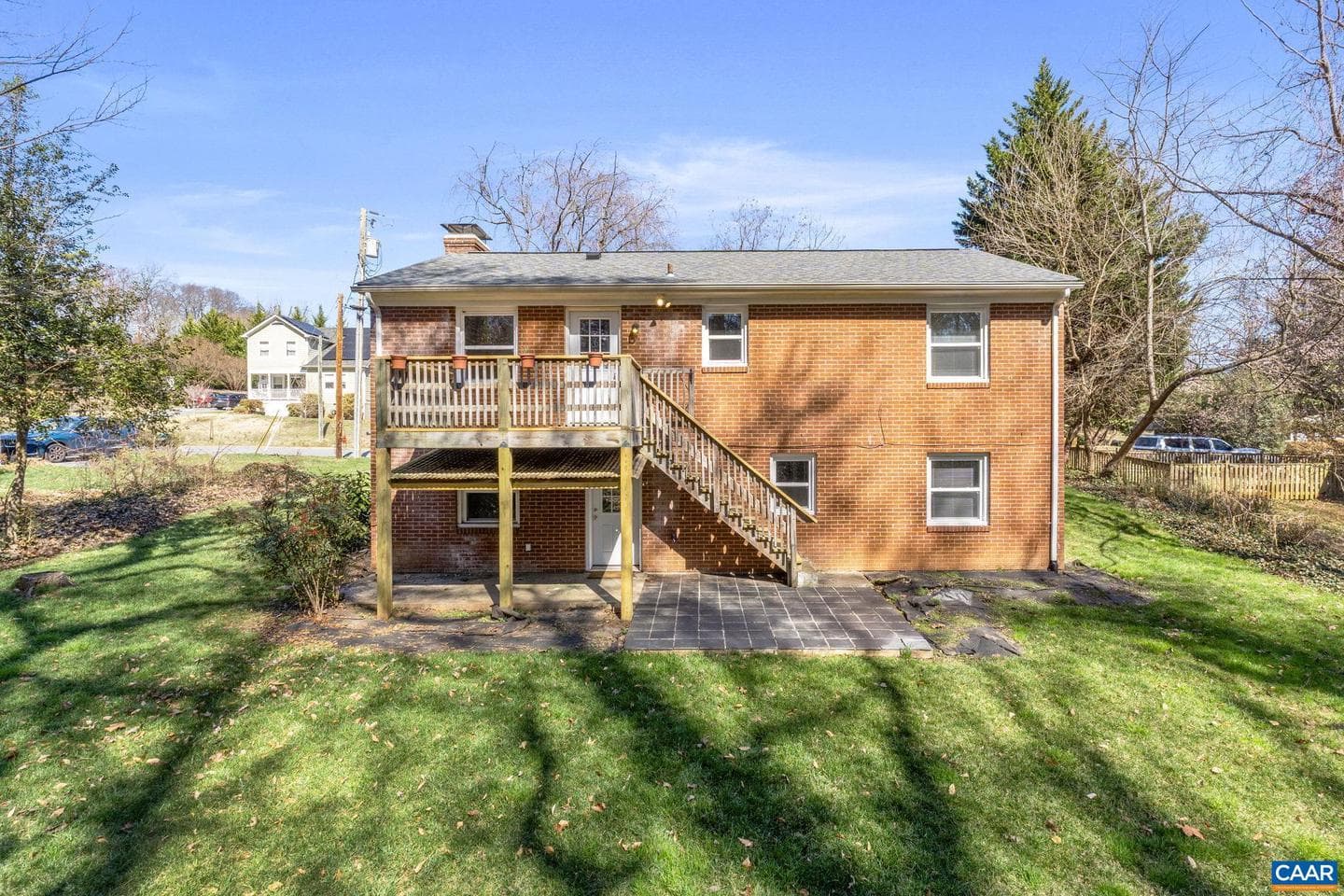 2310 Wayne Ave photo 38