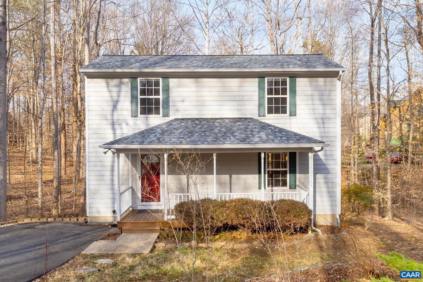11 Holly Cir