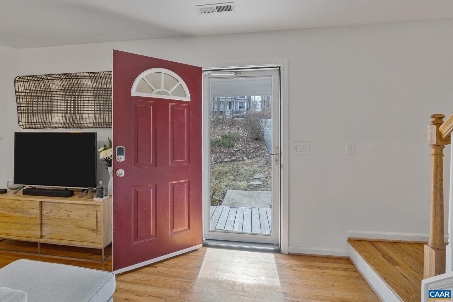 11 Holly Cir photo 4
