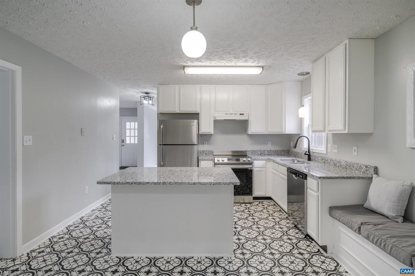 5860 Bearwood Rd photo 15