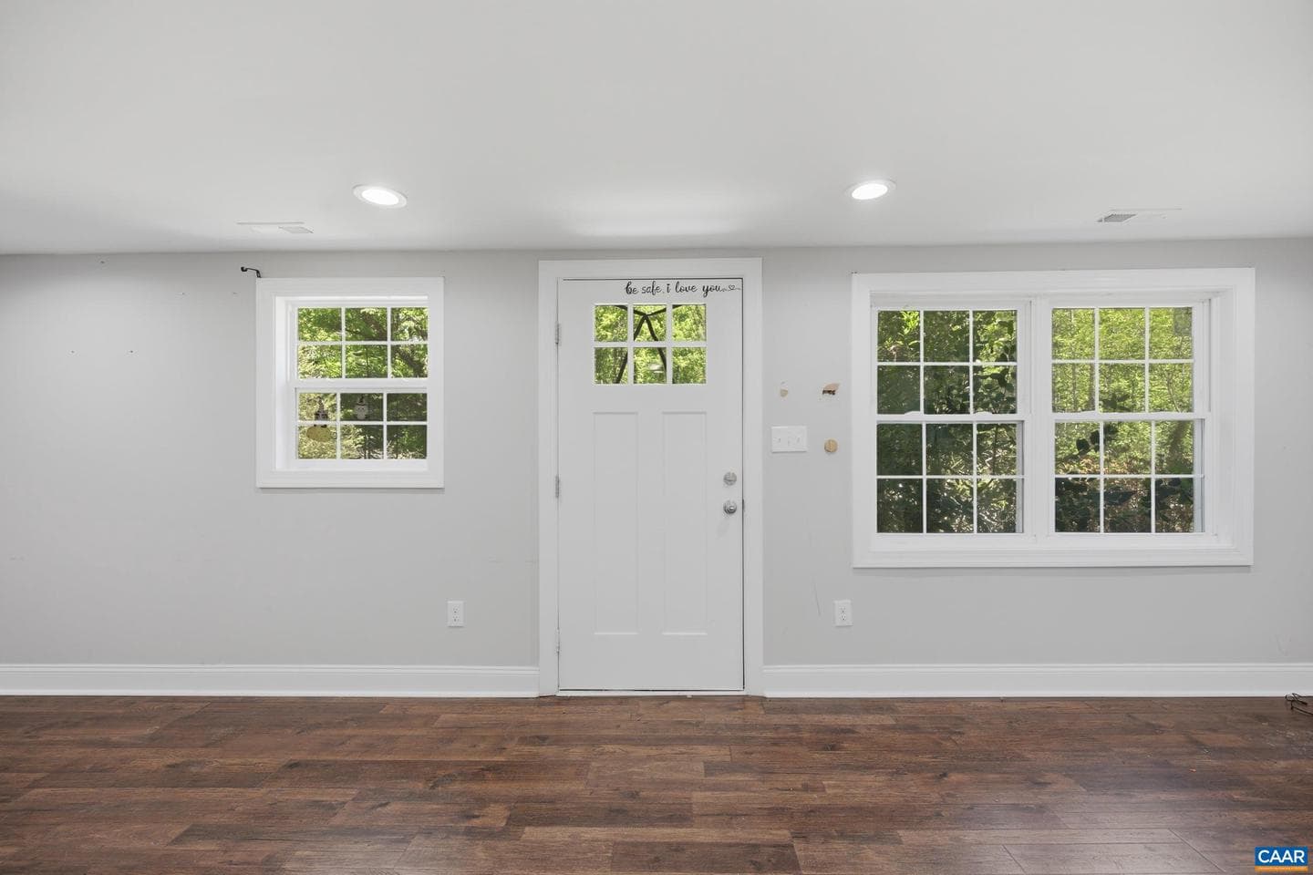 1144 Jackson Rd photo 2