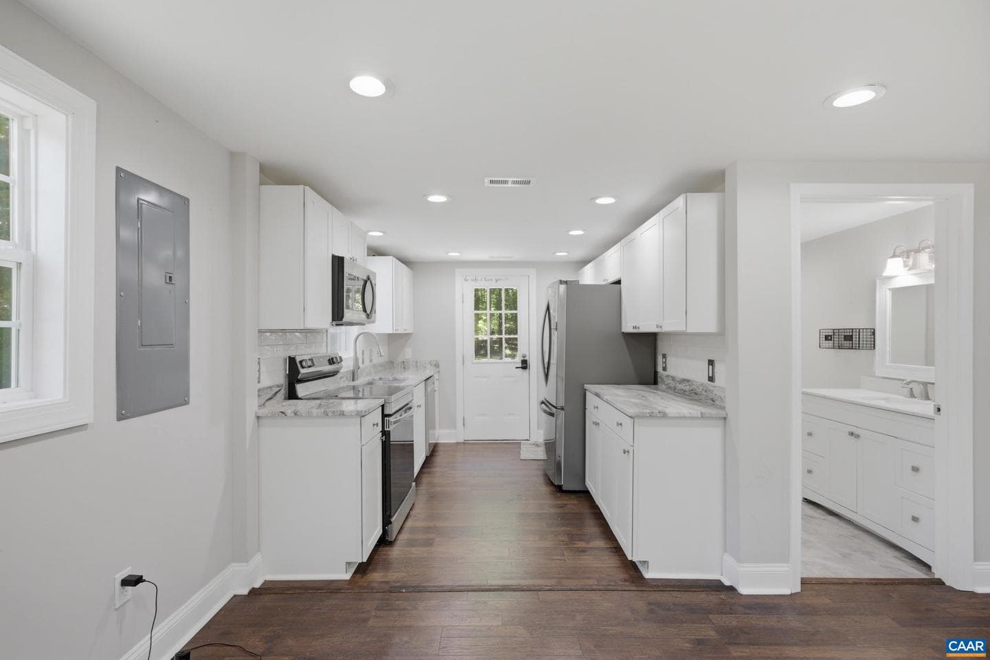 1144 Jackson Rd photo 6