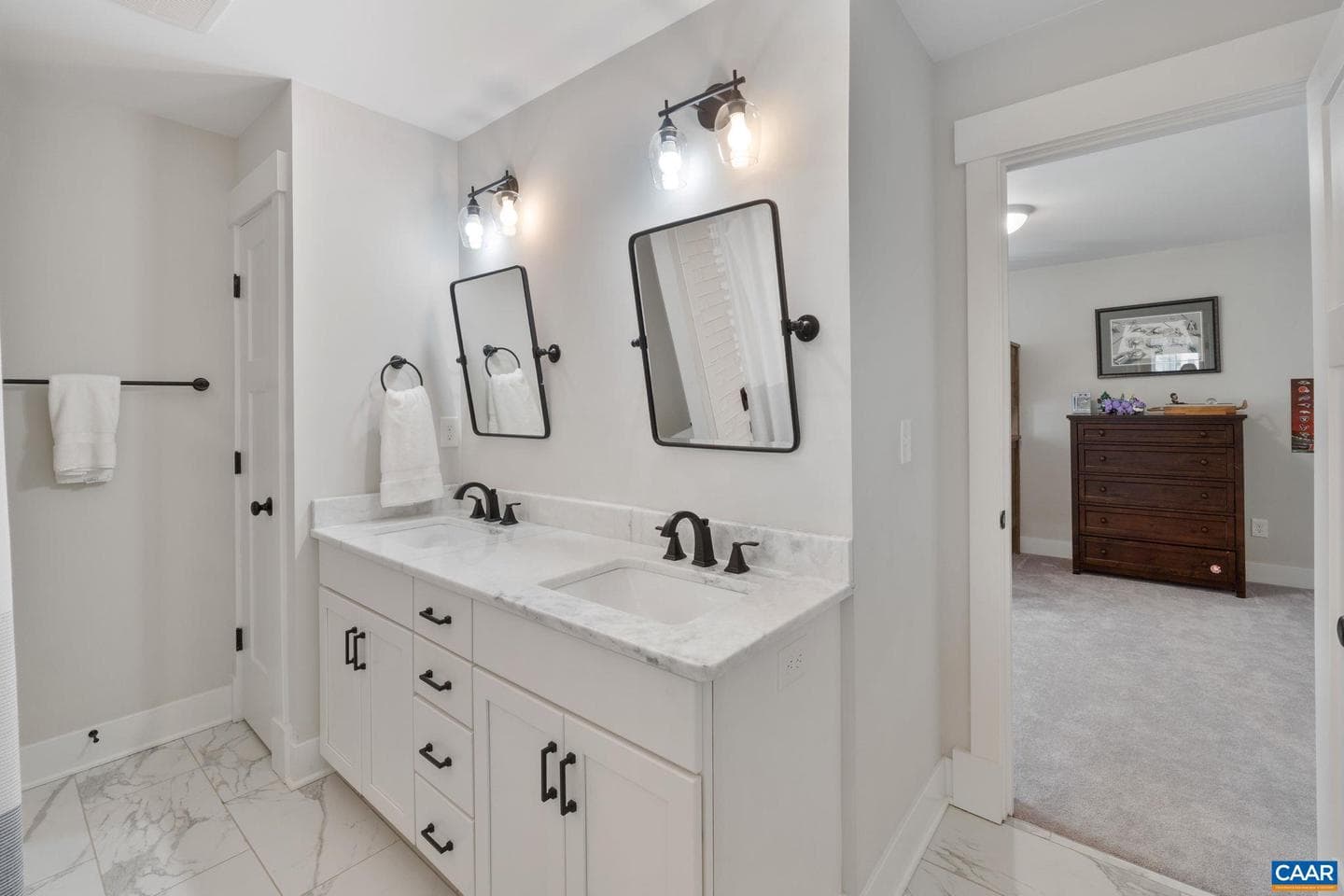 2206 Fowler Cir photo 31