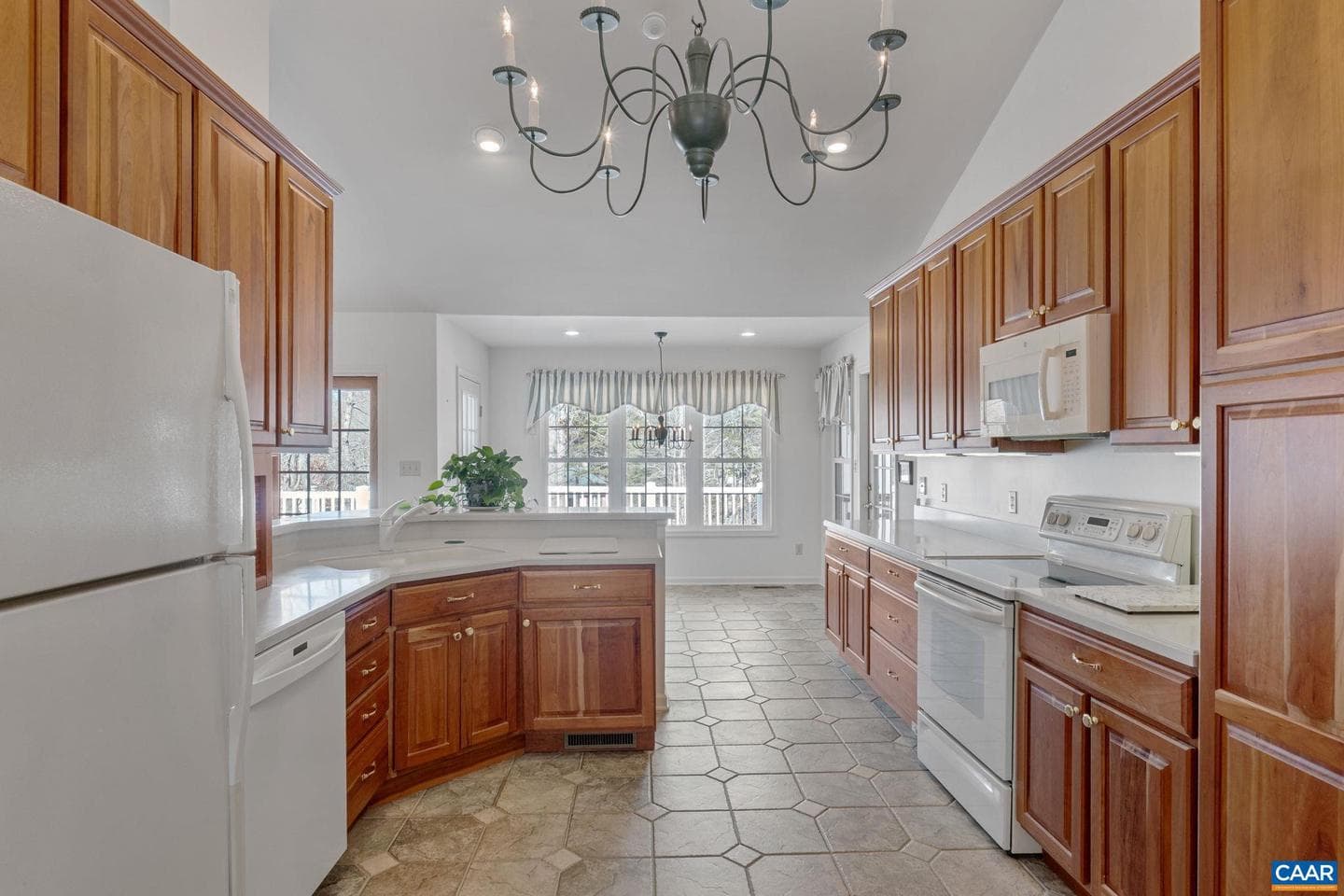 24 Fleetwood Dr photo 17
