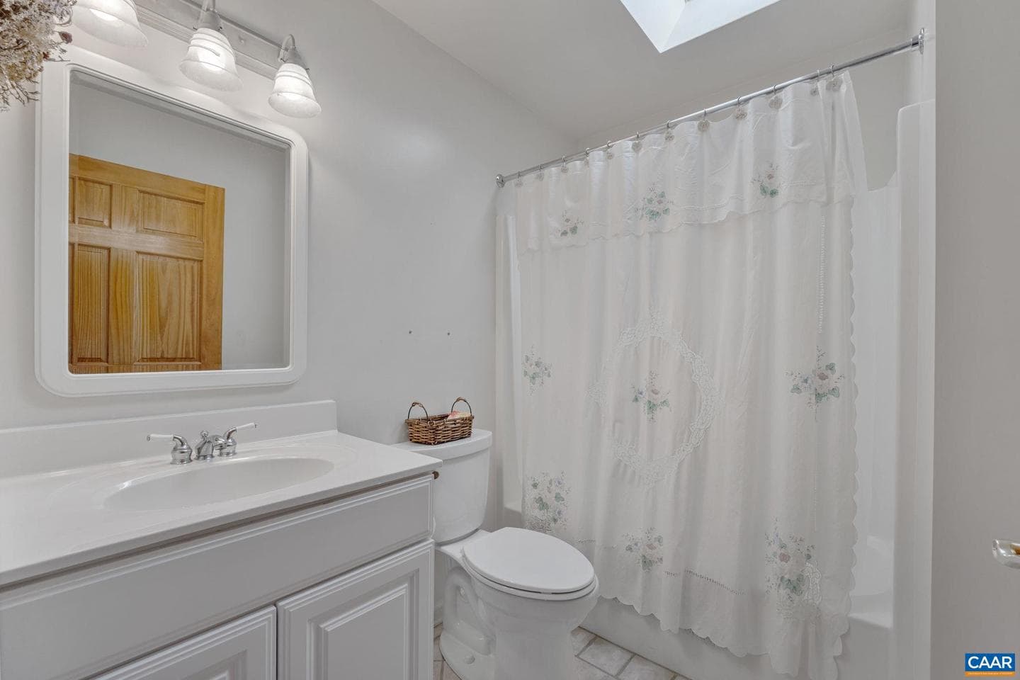 24 Fleetwood Dr photo 31