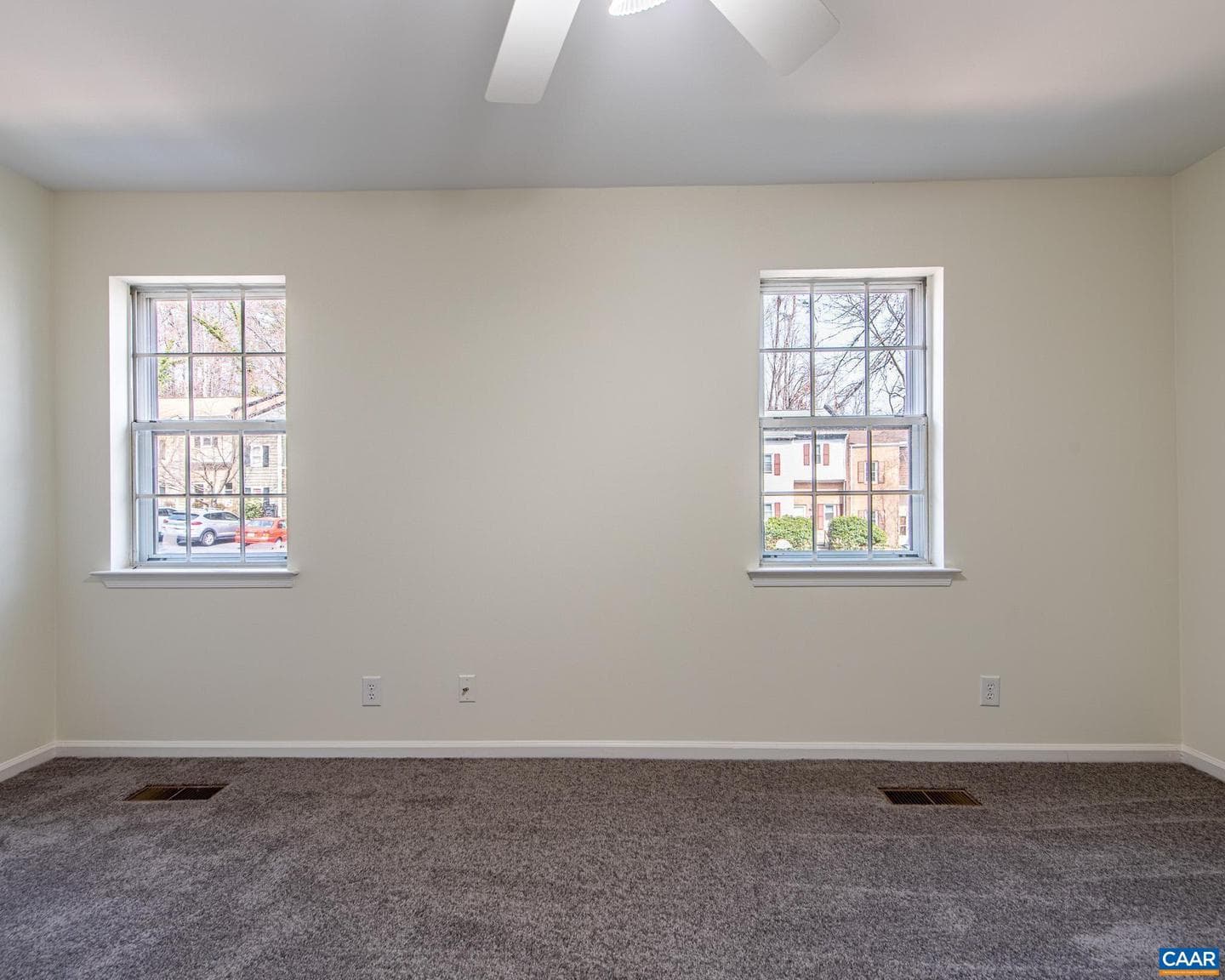138 Scarborough Pl photo 24