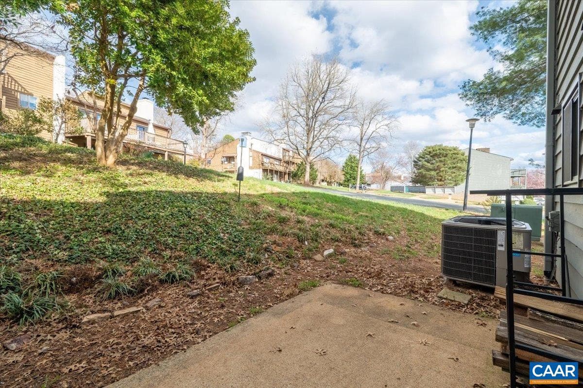 301 Harvest Dr photo 53