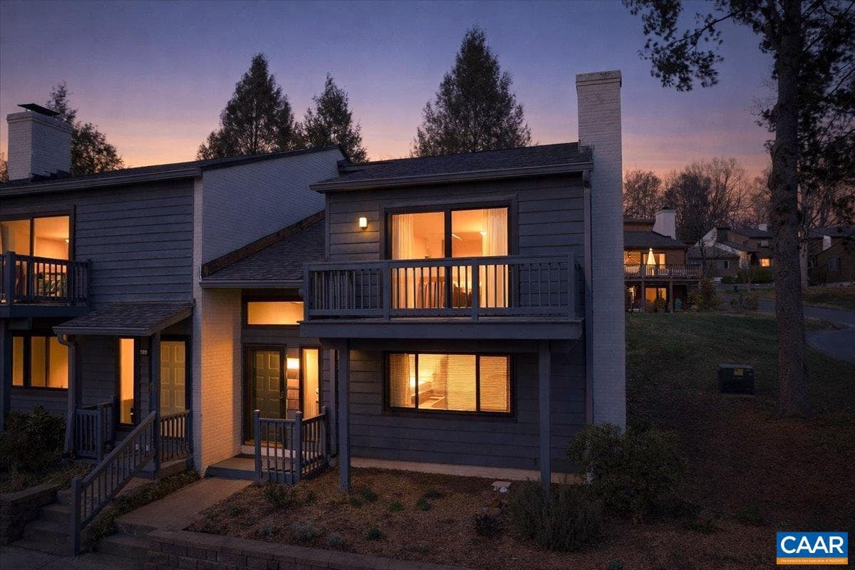 301 Harvest Dr photo 55