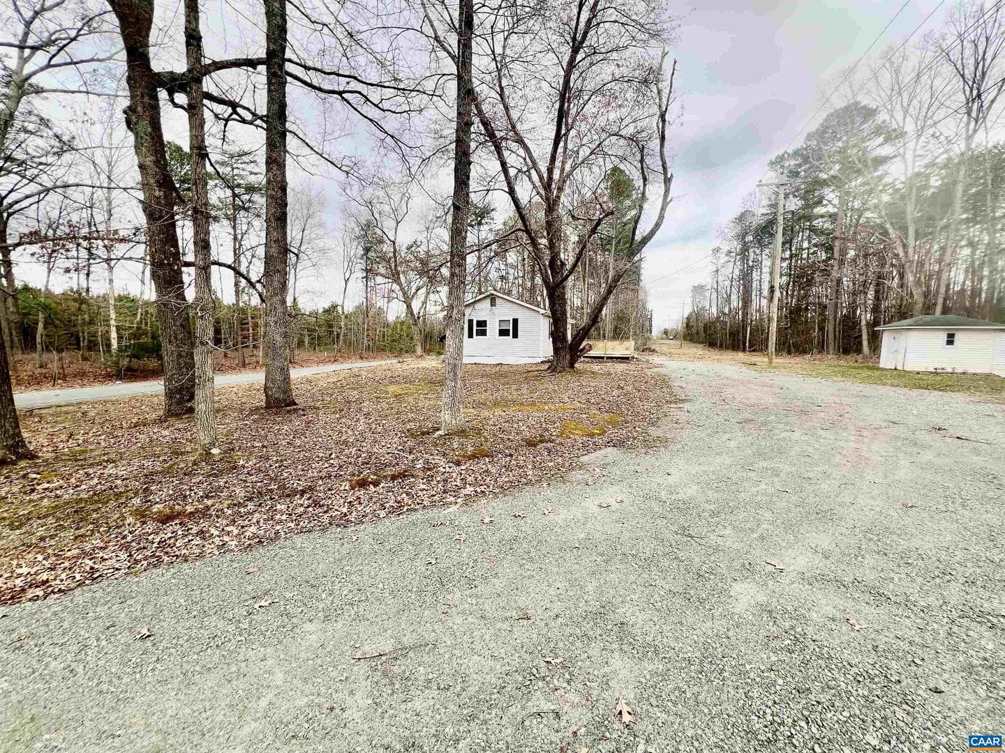 8955 Louisa Rd photo 21