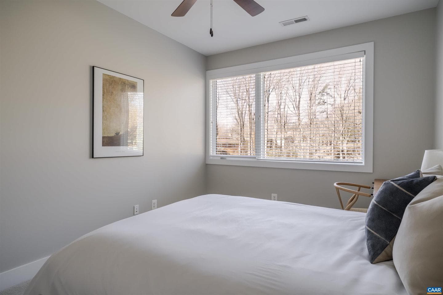 575 Lochlyn Hill Dr photo 30