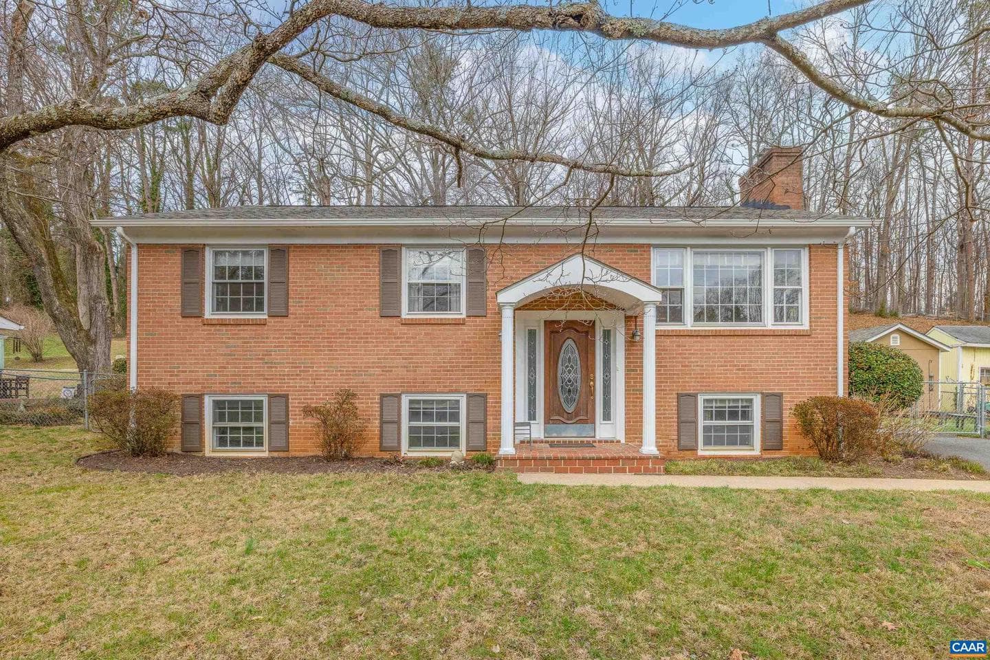 2417 Commonwealth Dr