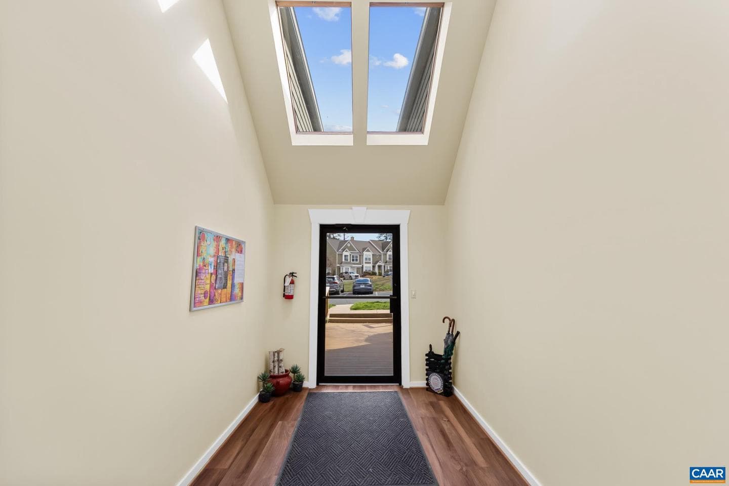 1250 Clifden Grn photo 16