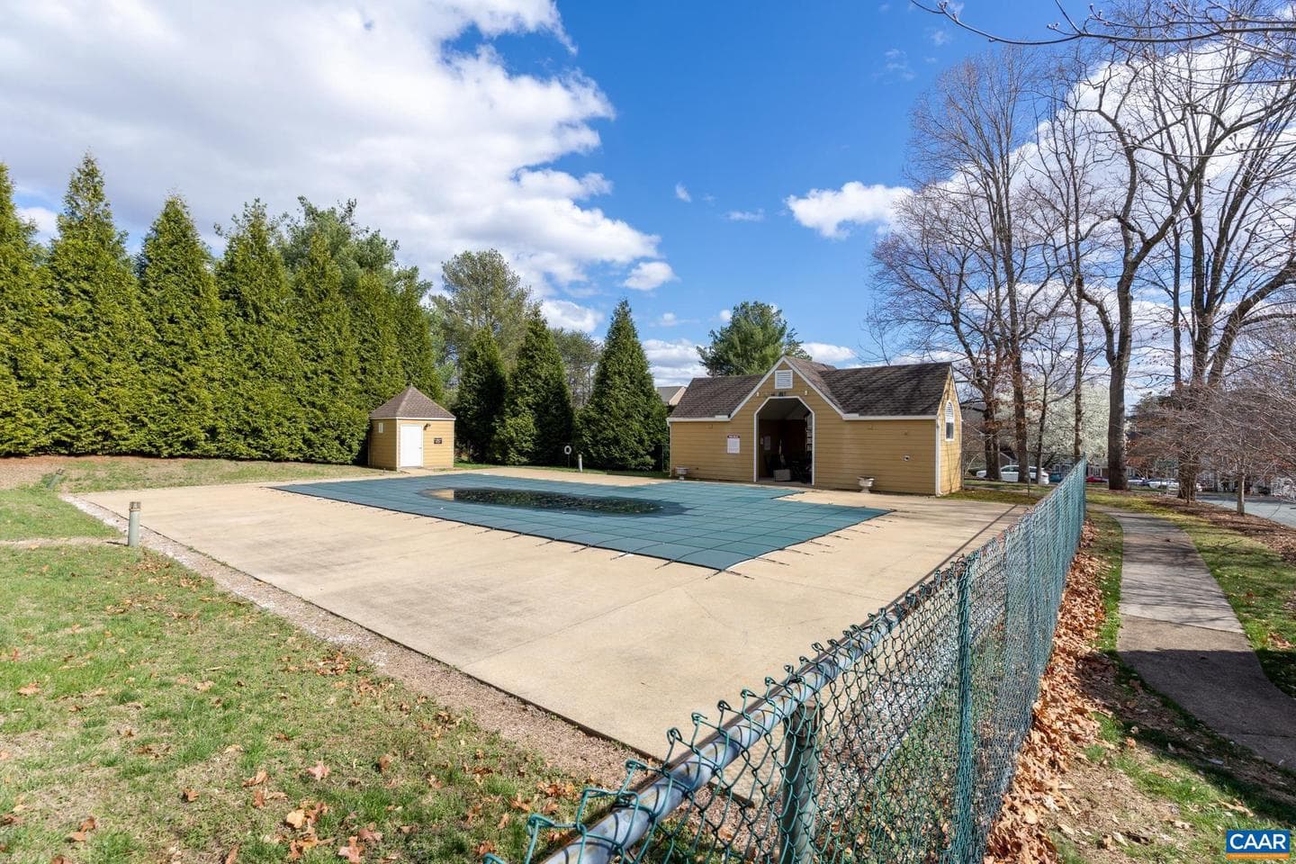 1250 Clifden Grn photo 24