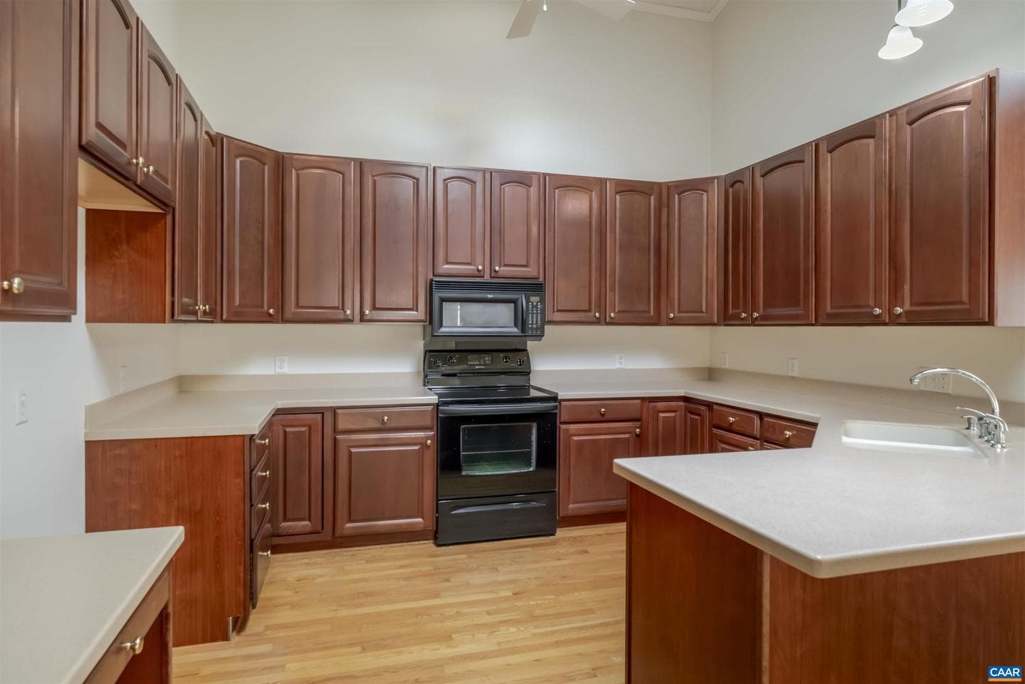 2508 Thomas Jefferson Pkwy photo 15