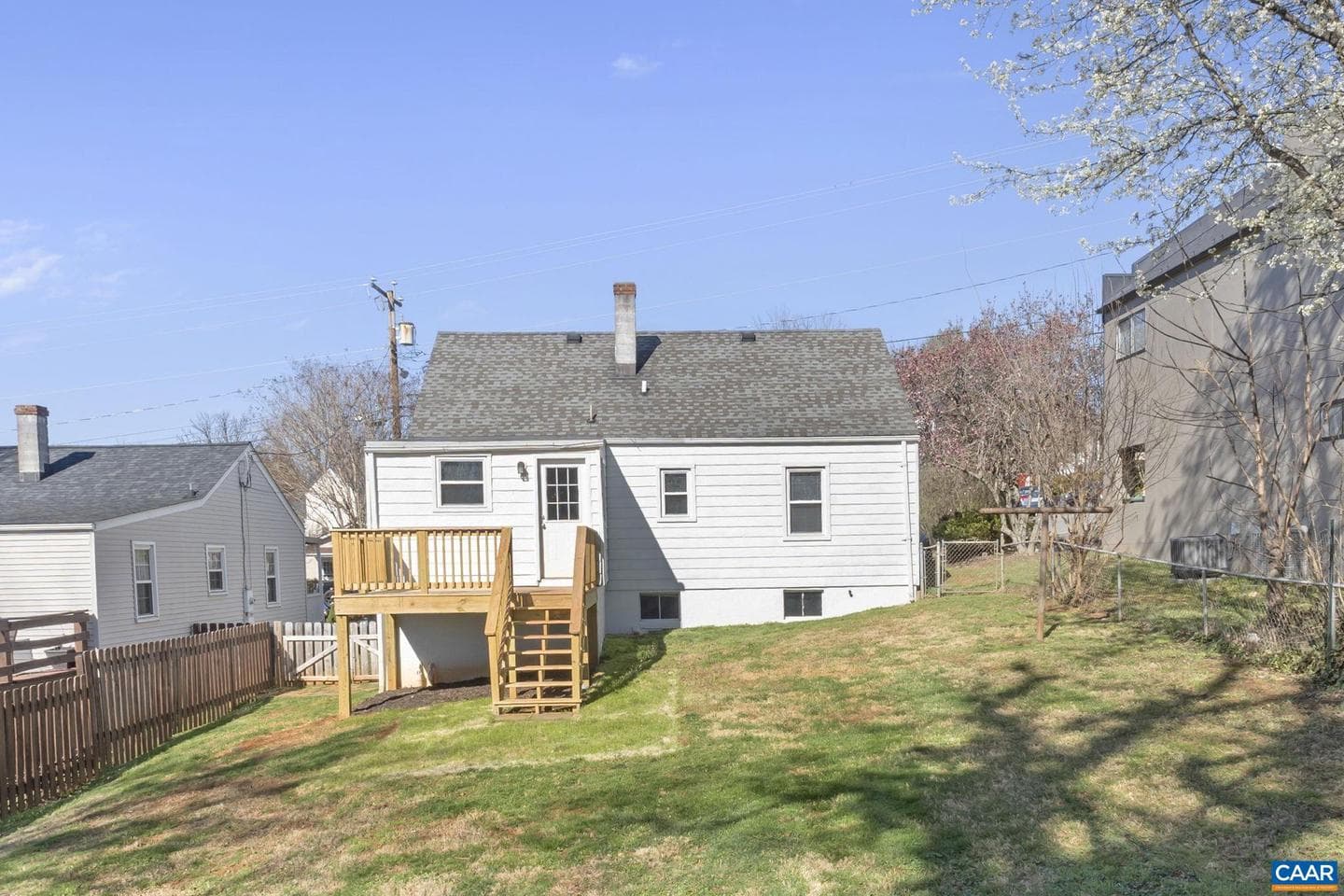 1012 Altavista Ave photo 24