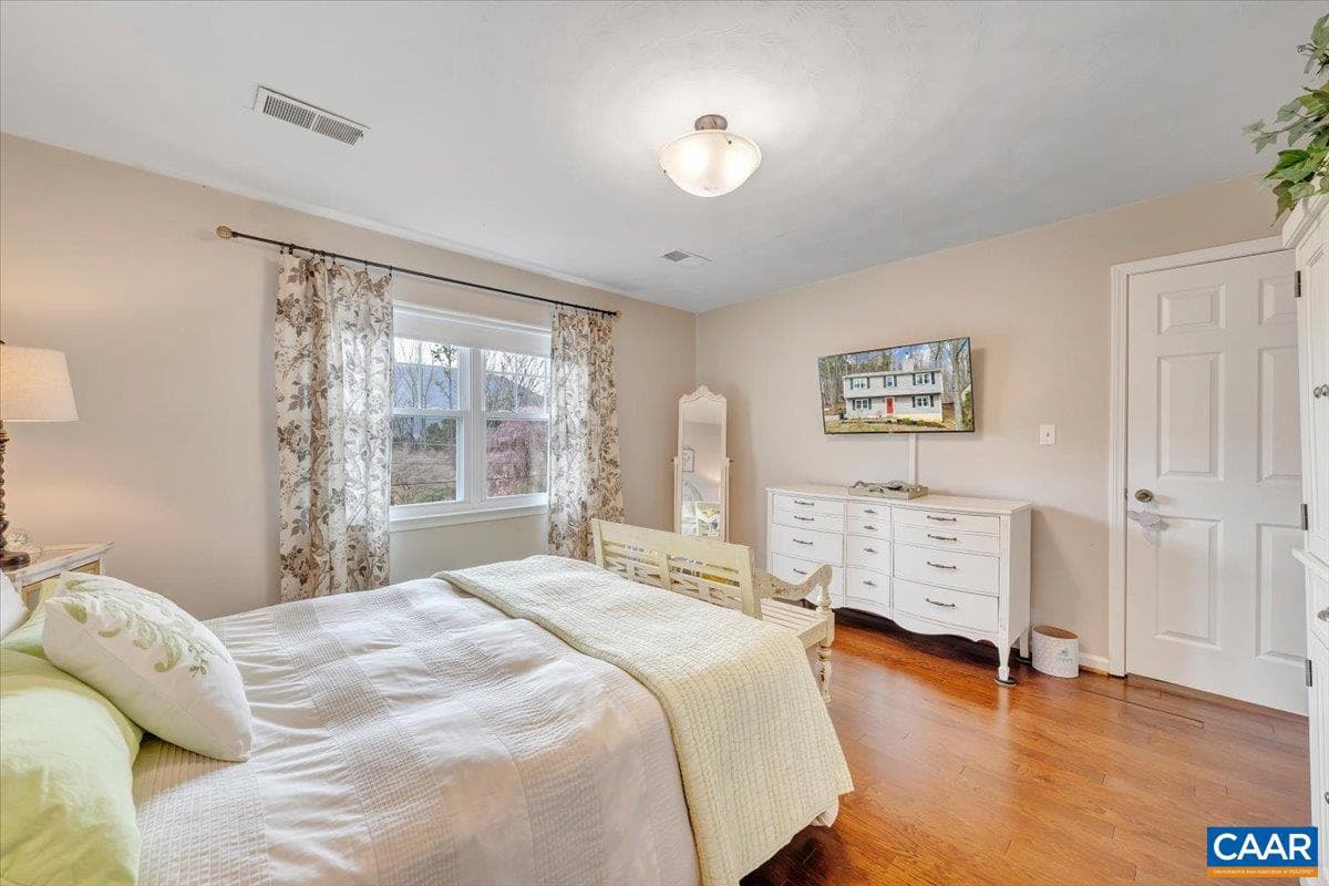 1512 Glenwood Cir photo 24
