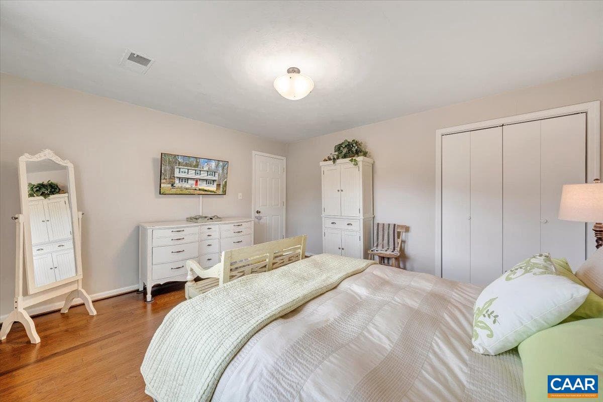 1512 Glenwood Cir photo 25