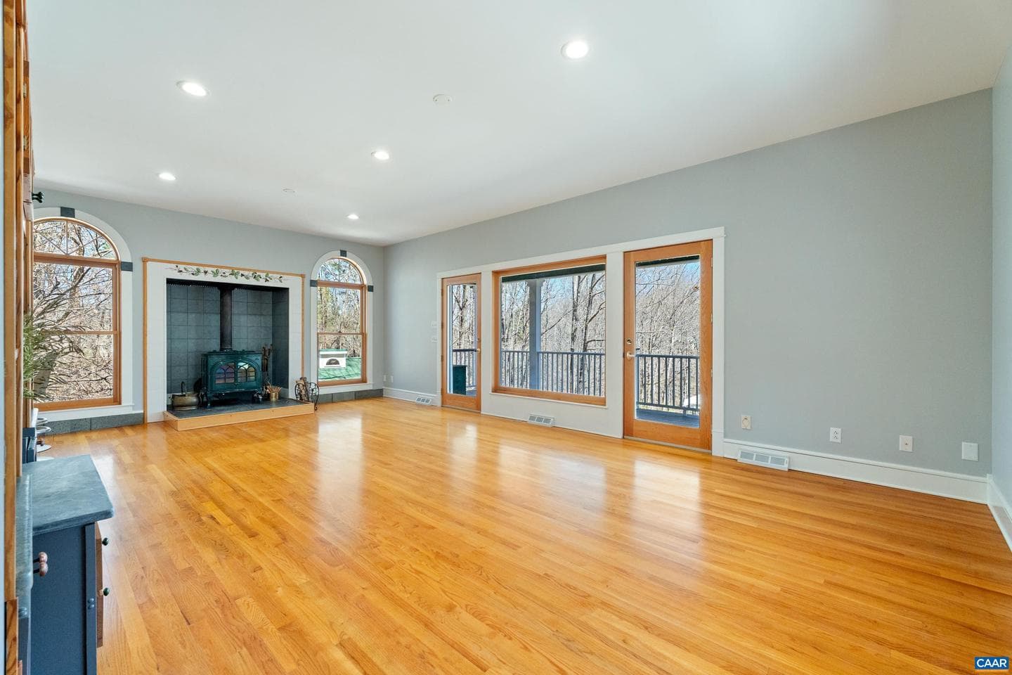 5864 Wyant Ln photo 5
