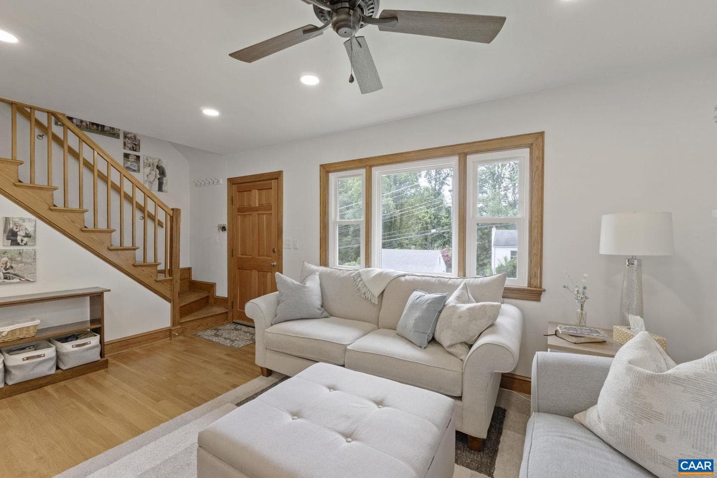 1104 Forest Hills Ave photo 7