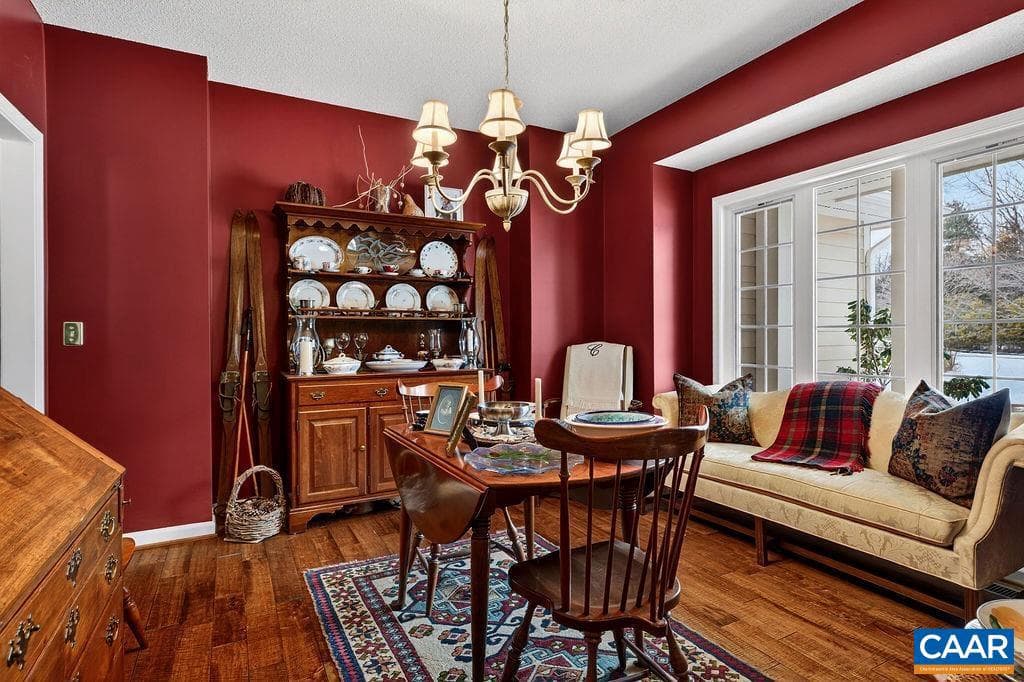1296 Stoney Creek West photo 8