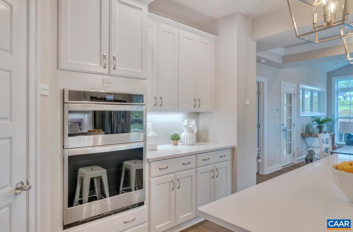 2014 Larkin Ln photo 7