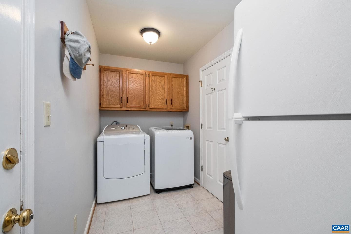 240 Homestead Ln photo 26