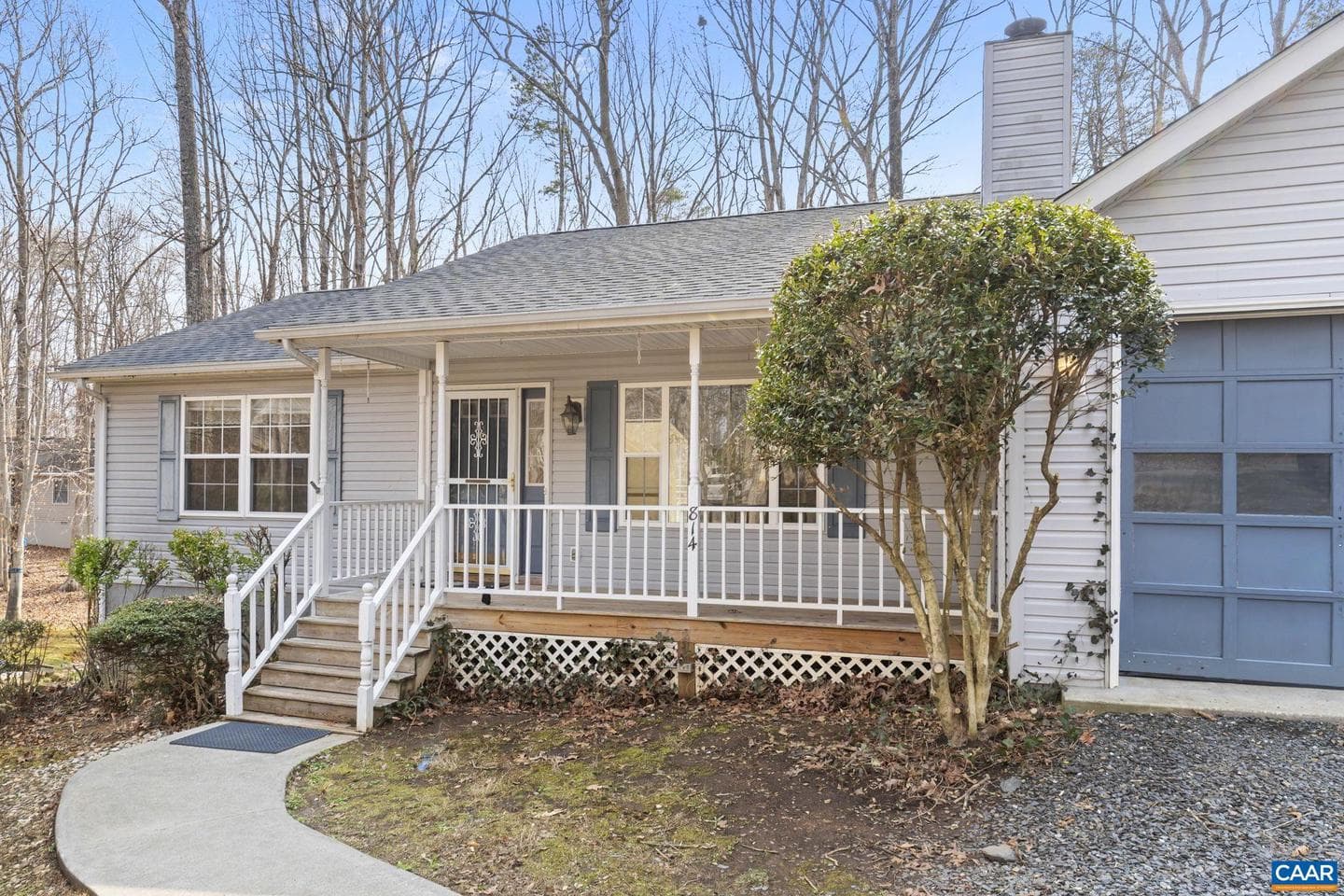 814 Jefferson Dr photo 2